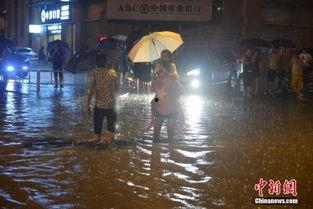 爆料福州暴雨视频最新,城市瞬间变“水城”